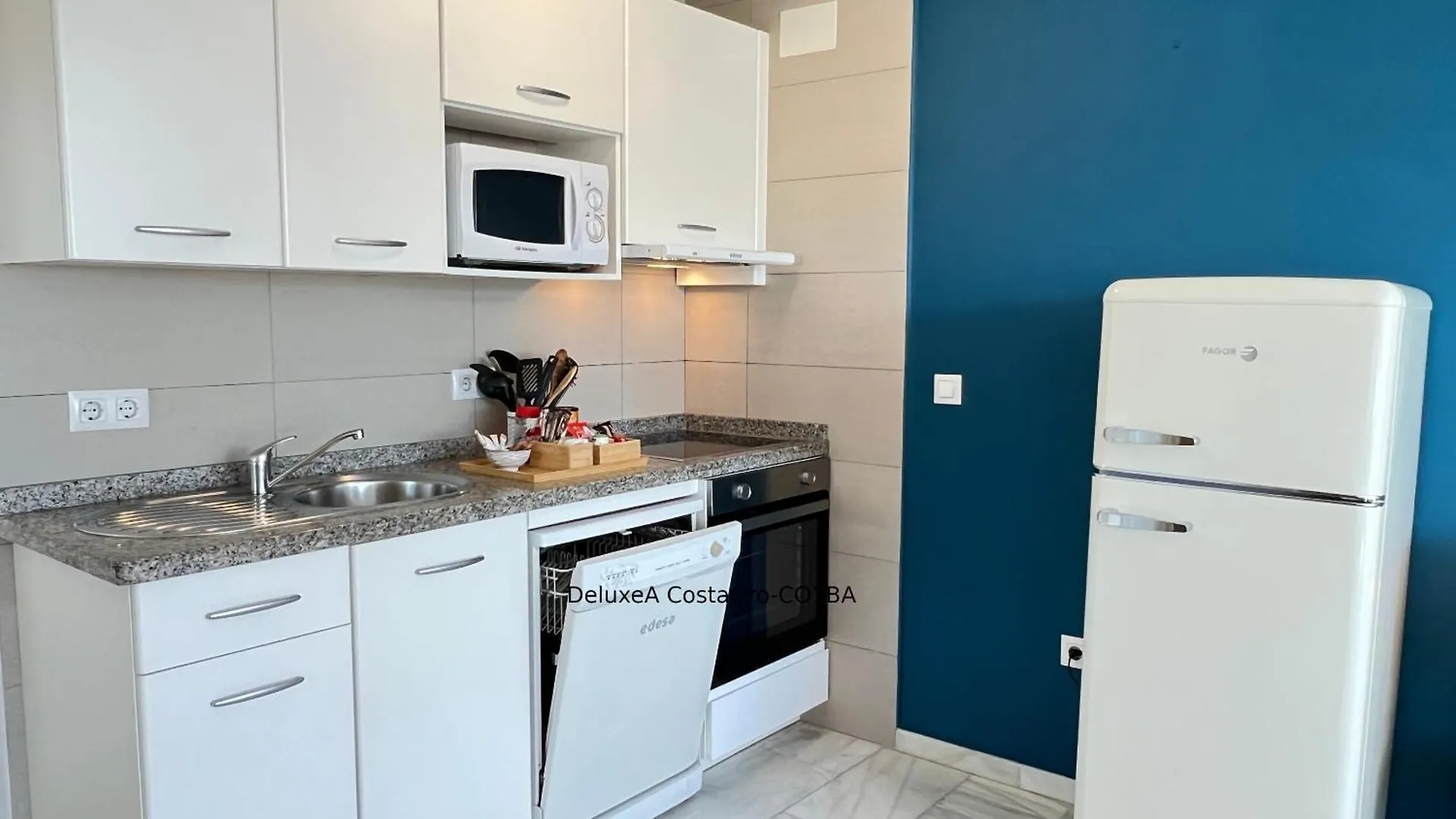 Apart 1 Bed Costaoro Torrox 0*,  Spain